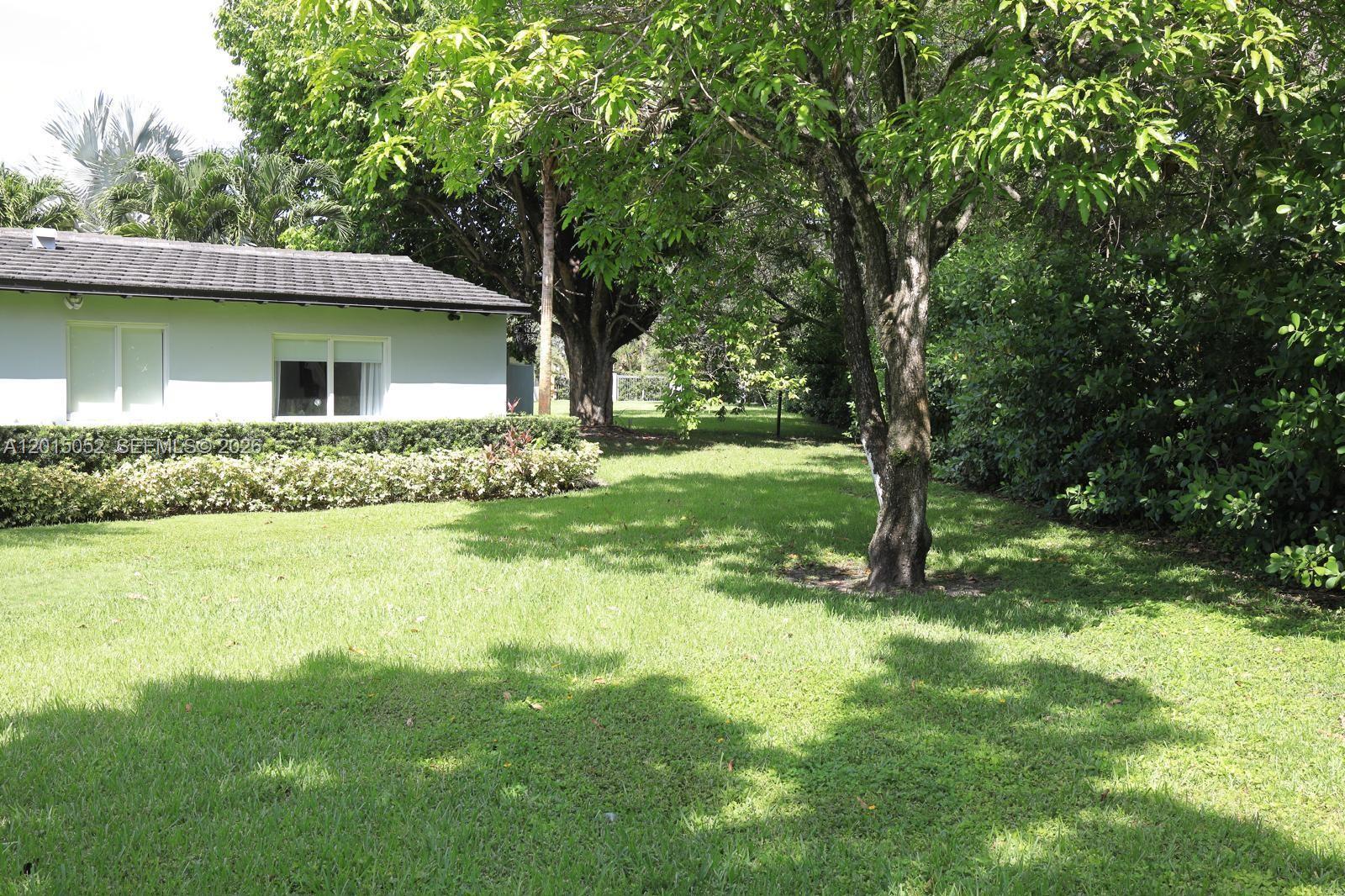 5250 SW 62nd Ave, Miami FL 33155