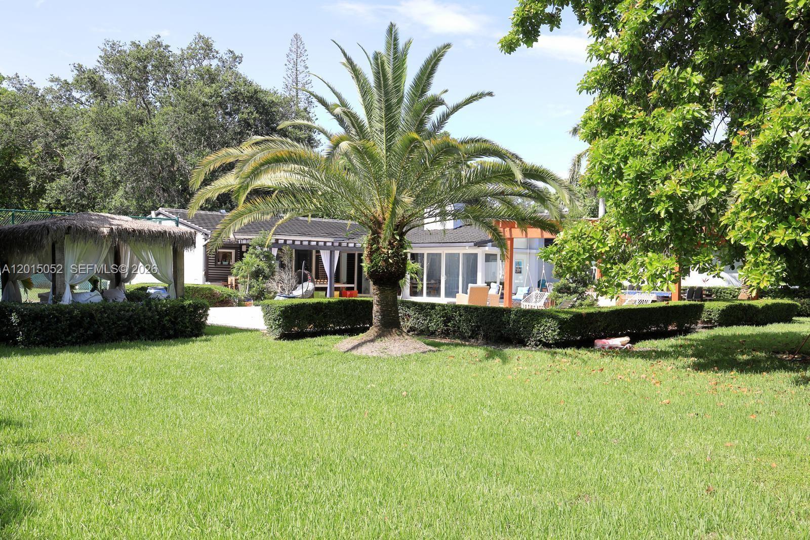5250 SW 62nd Ave, Miami FL 33155