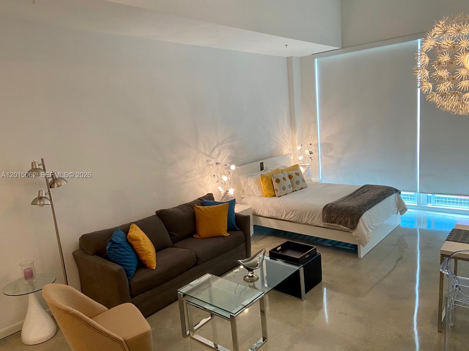 253 NE 2nd St #312, Miami FL 33132