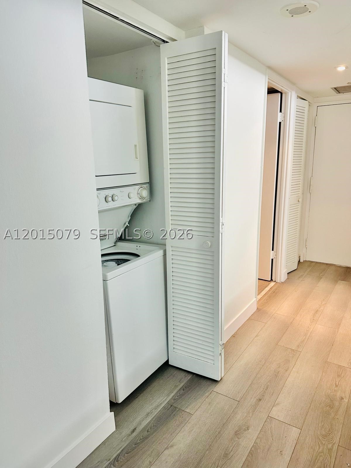 1901 Brickell Ave #B2104, Miami FL 33129