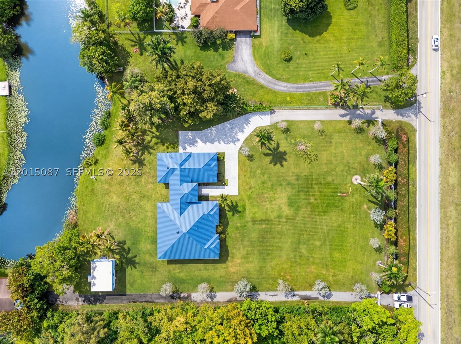 2400 SW 112th Ave, Davie FL 33325