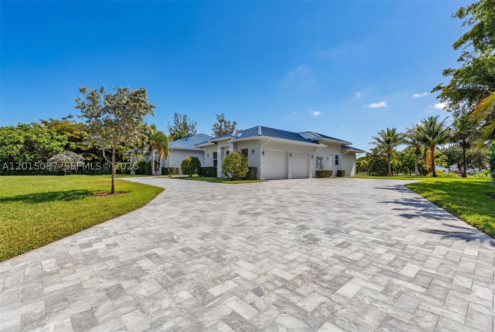 2400 SW 112th Ave, Davie FL 33325