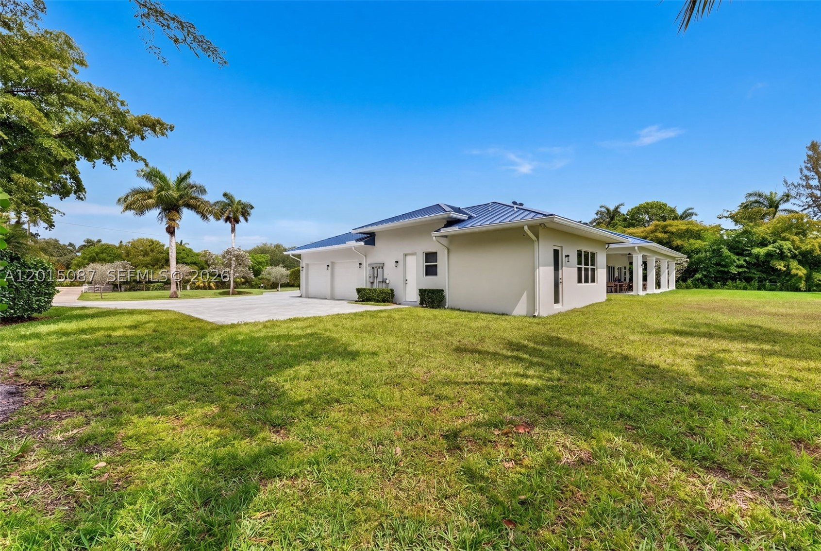 2400 SW 112th Ave, Davie FL 33325
