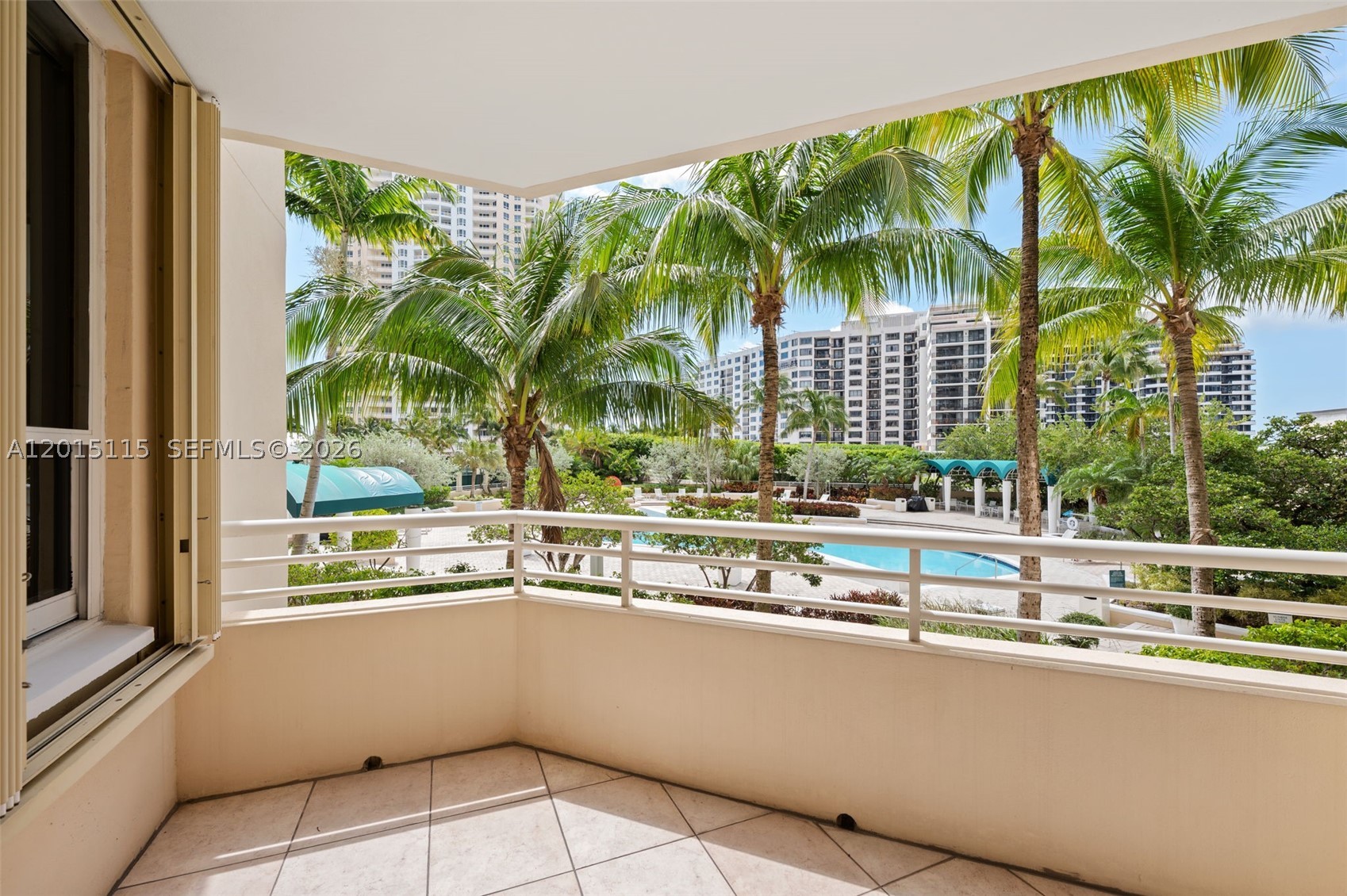 888 Brickell Key Dr #609, Miami FL 33131