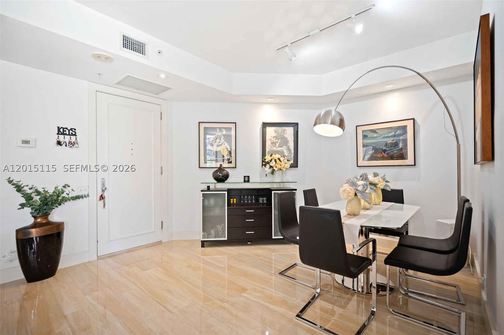 888 Brickell Key Dr #609, Miami FL 33131