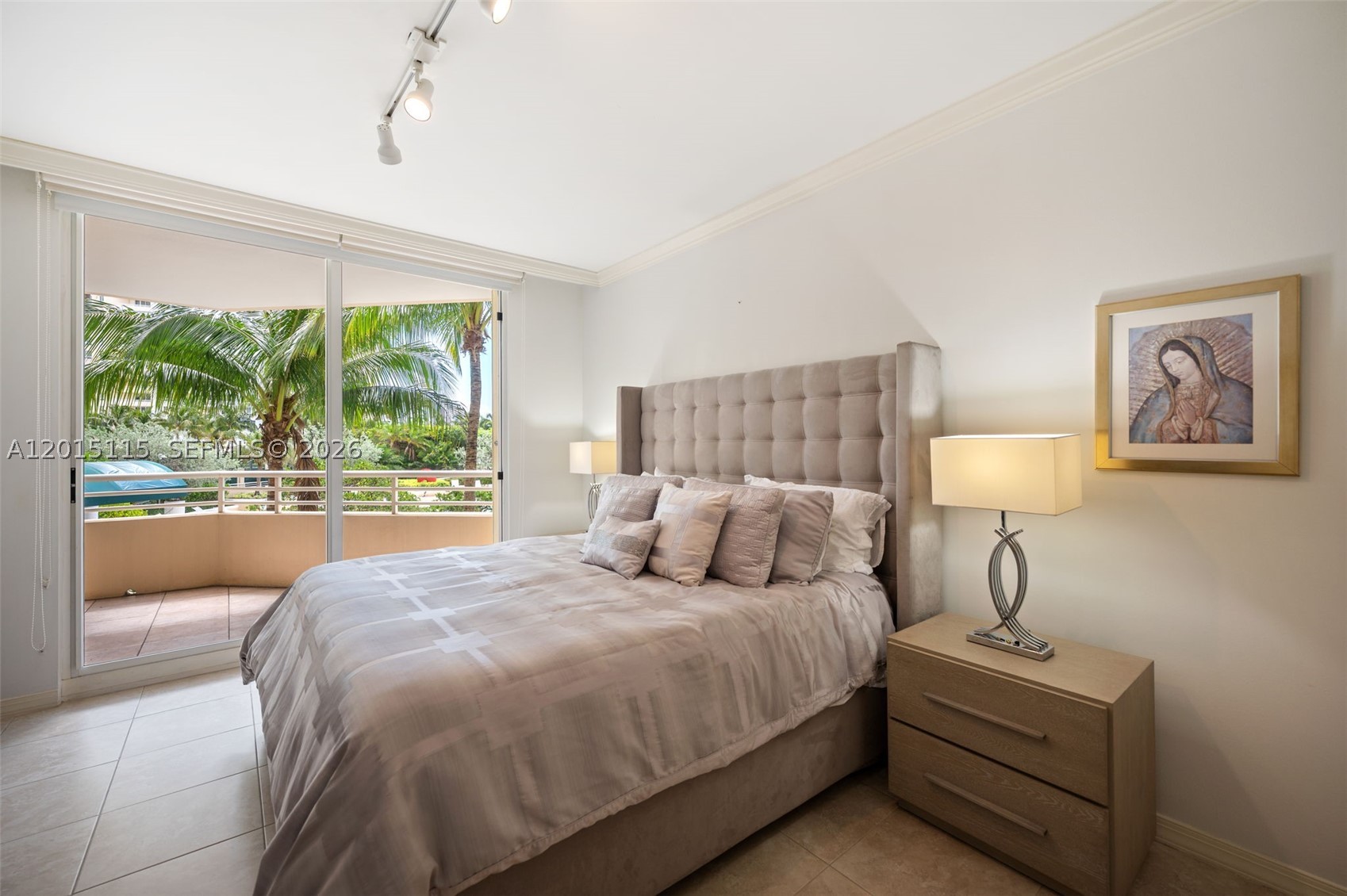 888 Brickell Key Dr #609, Miami FL 33131