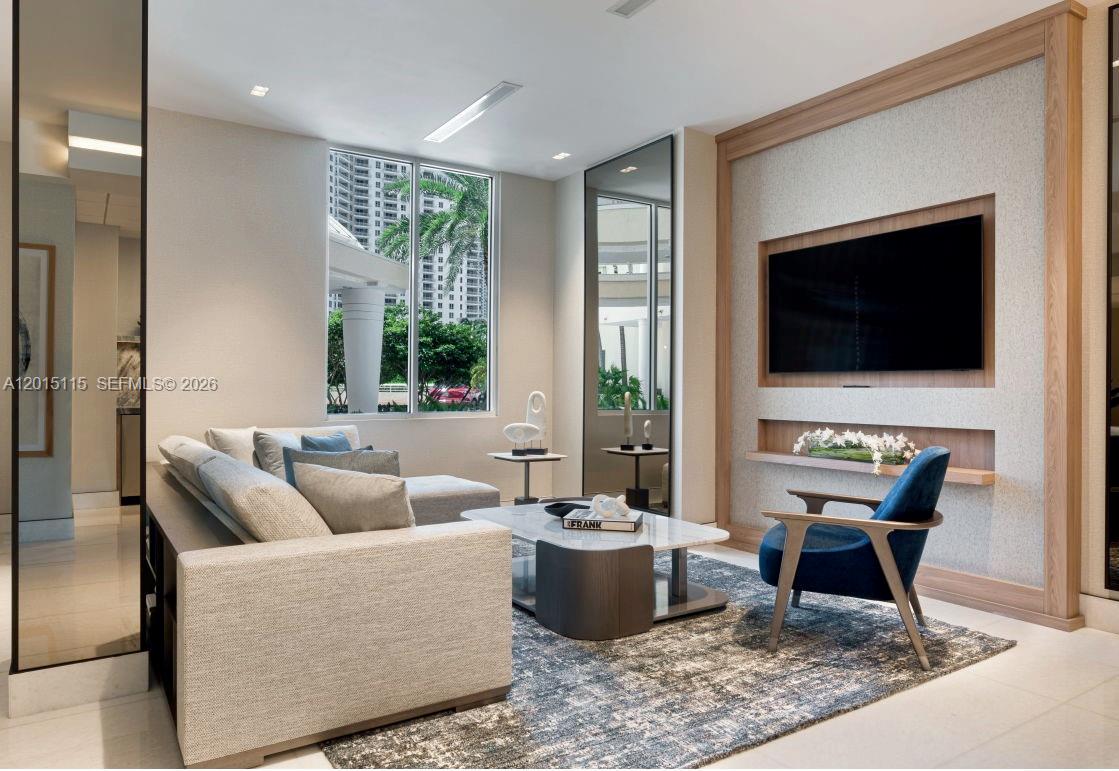 888 Brickell Key Dr #609, Miami FL 33131