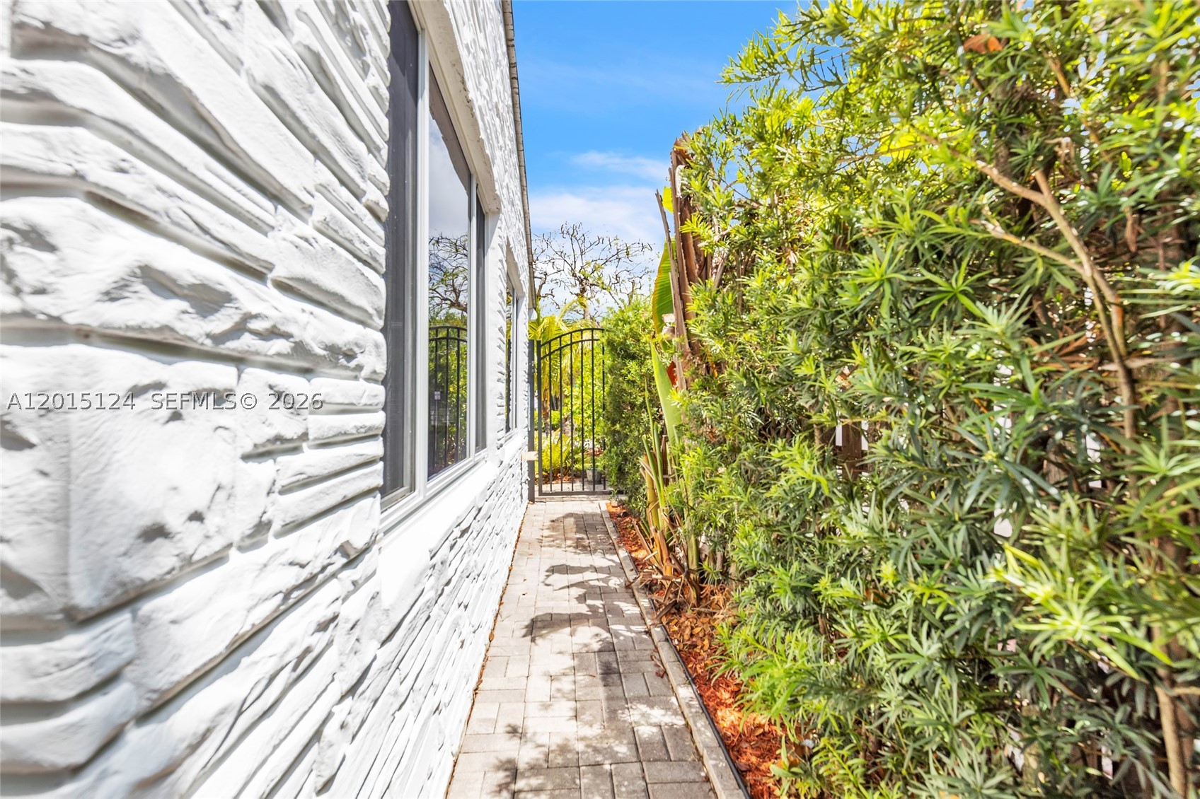 634 NE 72nd Ter, Miami FL 33138