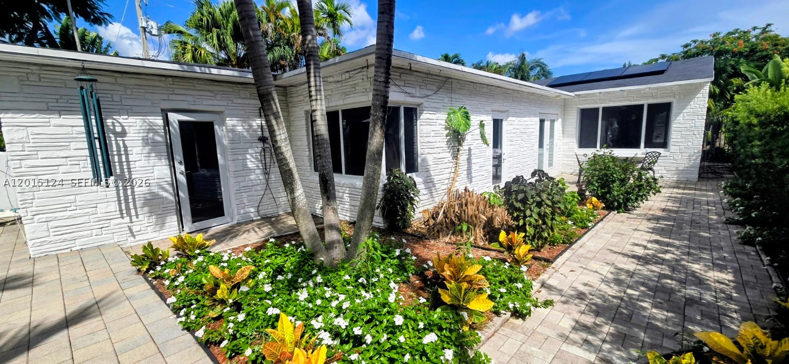 634 NE 72nd Ter, Miami FL 33138