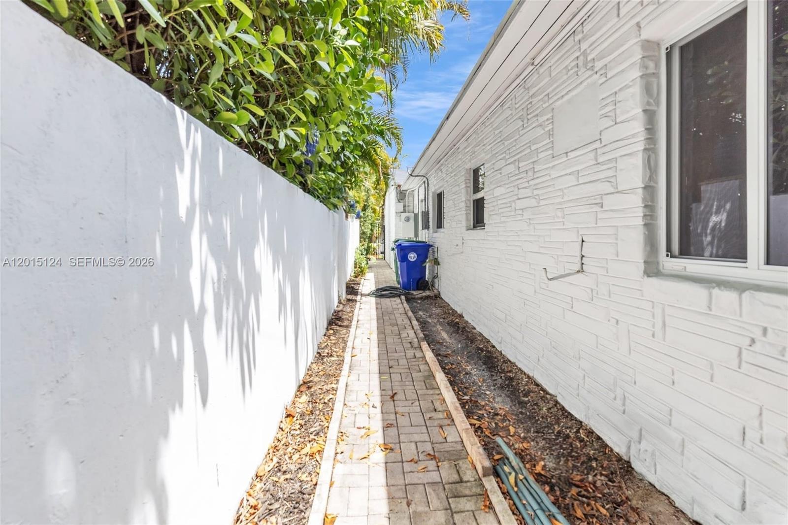 634 NE 72nd Ter, Miami FL 33138