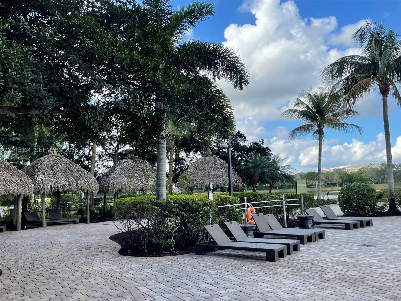 2681 N Flamingo Rd #2004S, Sunrise FL 33323