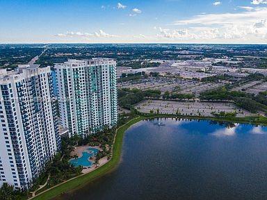2681 N Flamingo Rd #2004S, Sunrise FL 33323