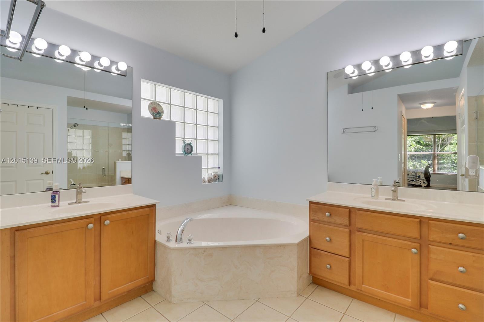 3978 W Hamilton Ky, West Palm Beach FL 33411