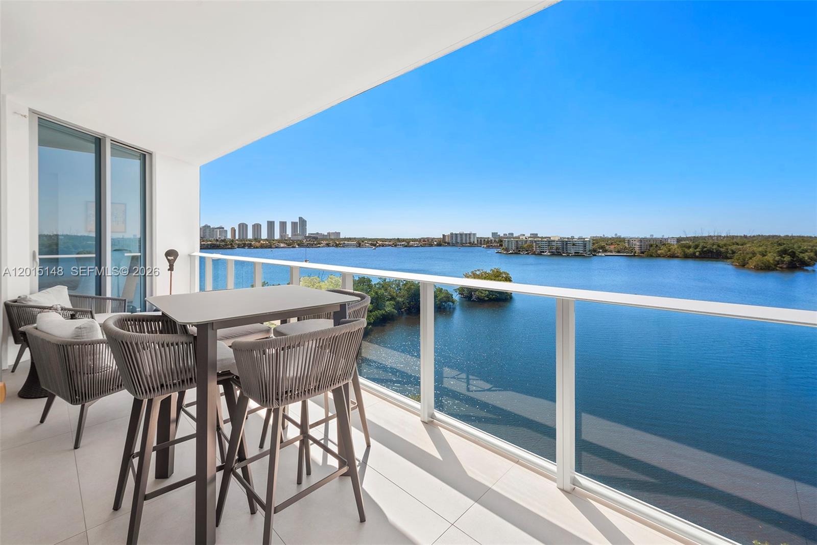 17111 Biscayne Blvd #606, North Miami Beach FL 33160