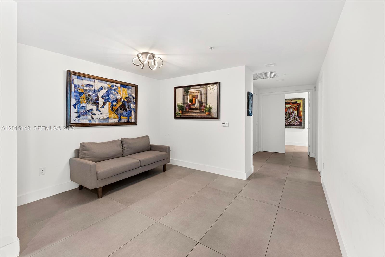 17111 Biscayne Blvd #606, North Miami Beach FL 33160