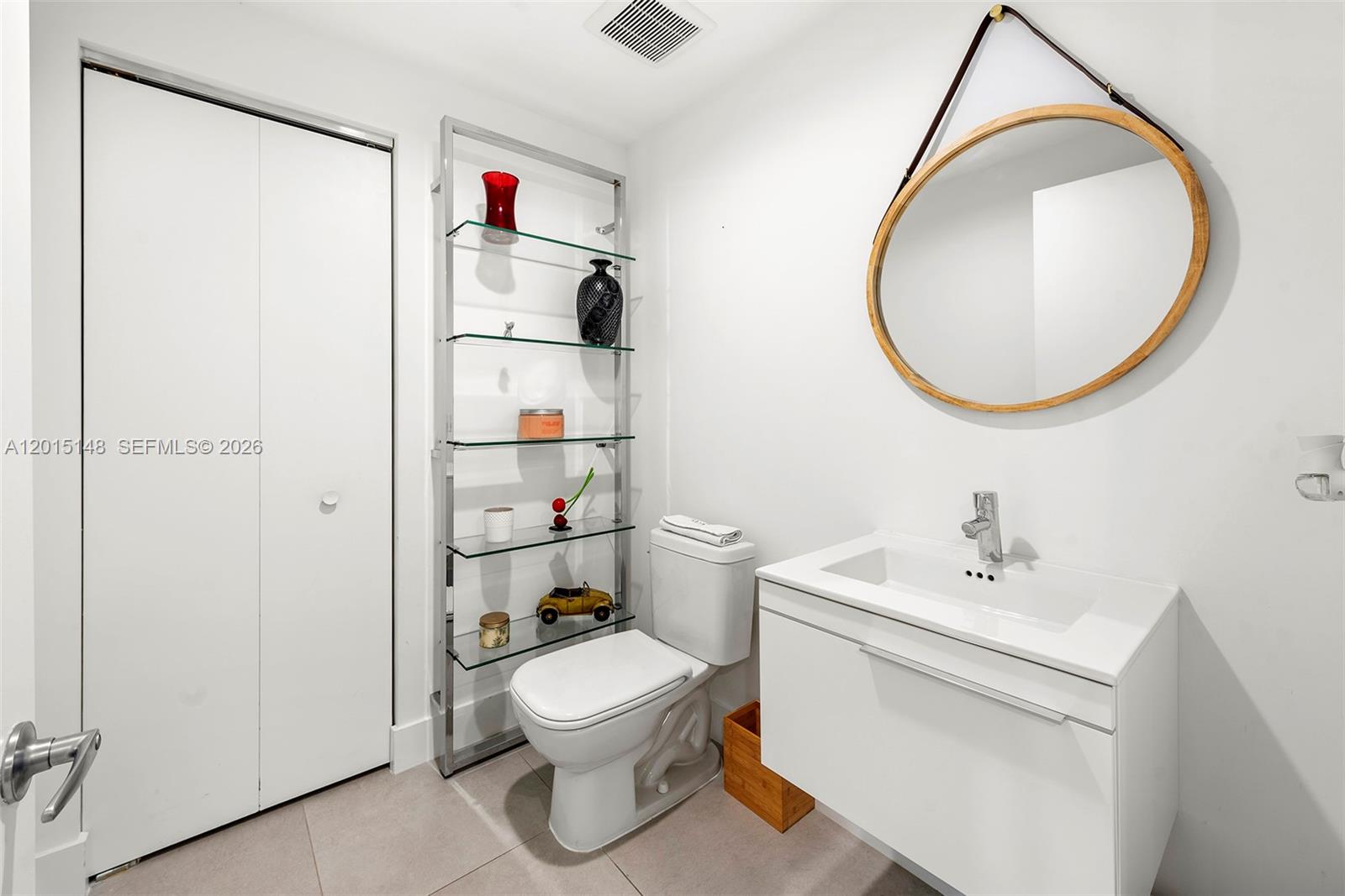 17111 Biscayne Blvd #606, North Miami Beach FL 33160