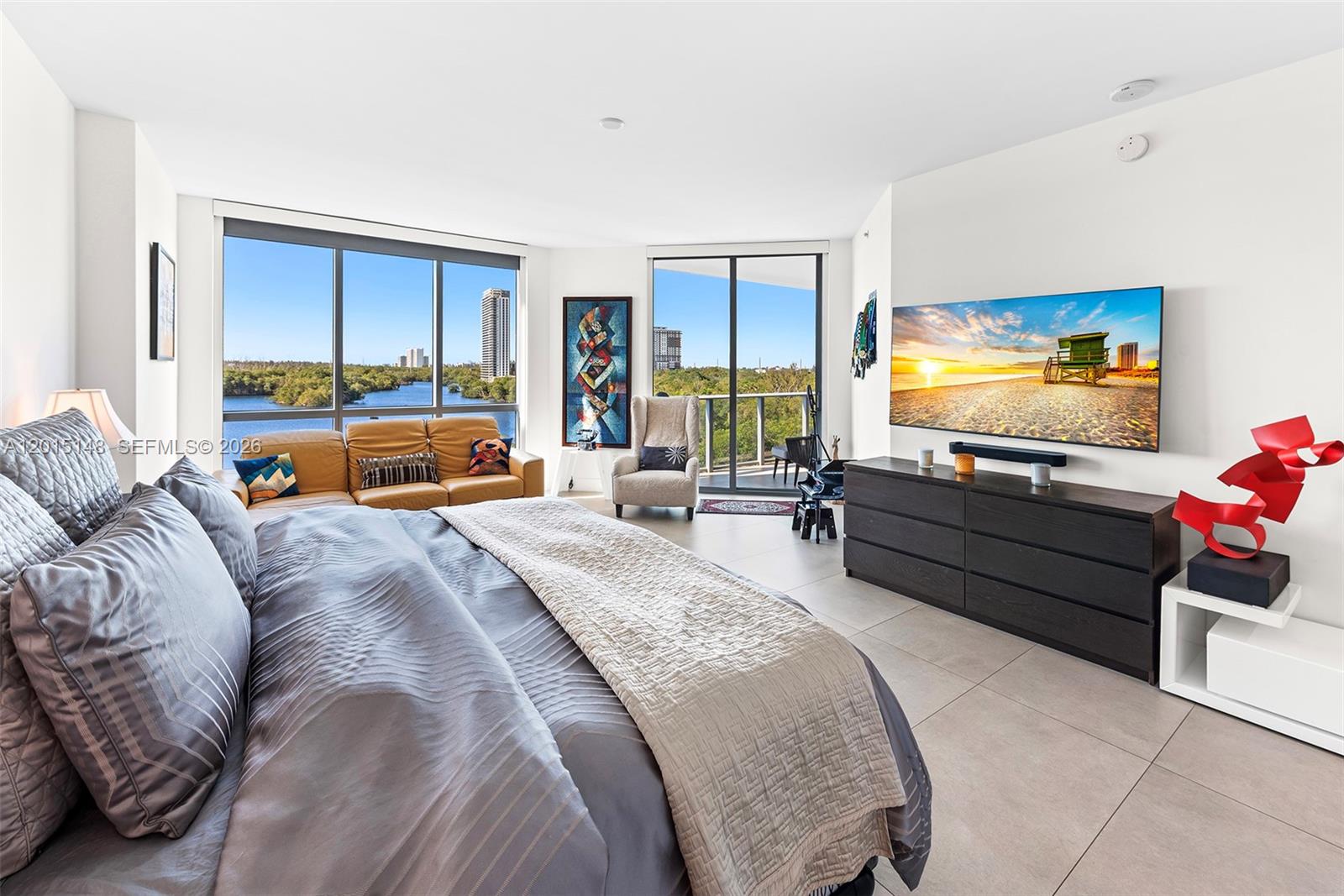 17111 Biscayne Blvd #606, North Miami Beach FL 33160