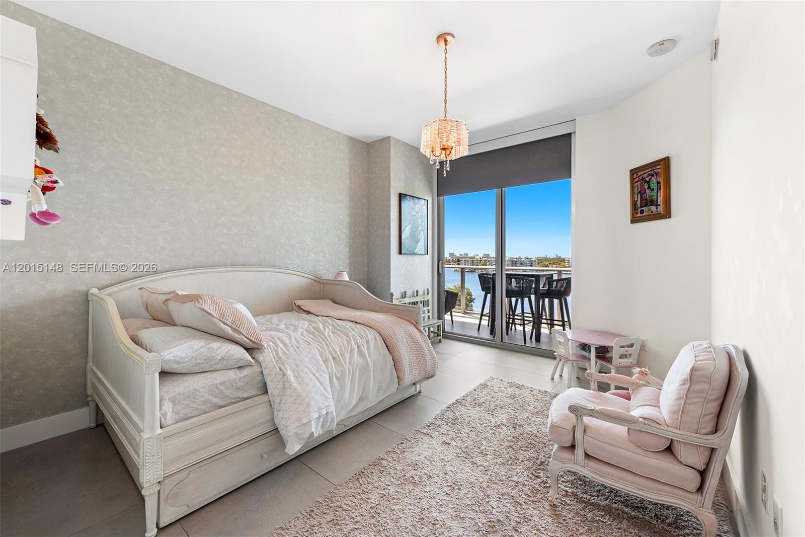 17111 Biscayne Blvd #606, North Miami Beach FL 33160