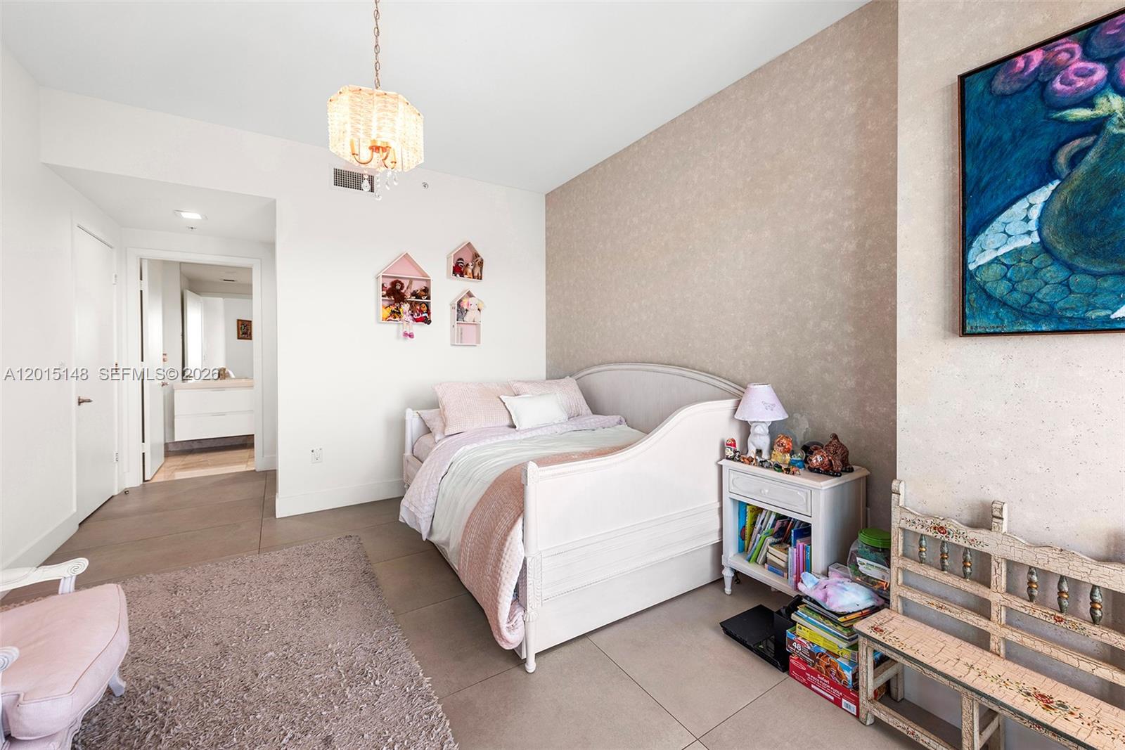 17111 Biscayne Blvd #606, North Miami Beach FL 33160