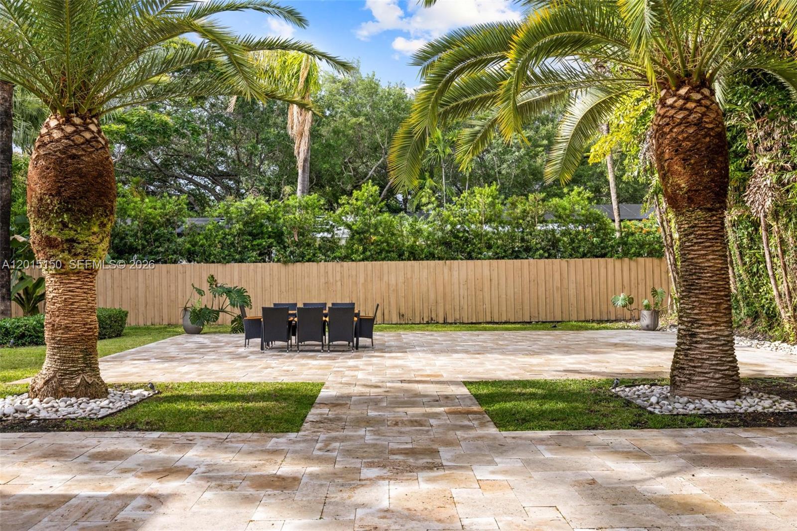 3917 S Le Jeune Rd #-, Miami FL 33146