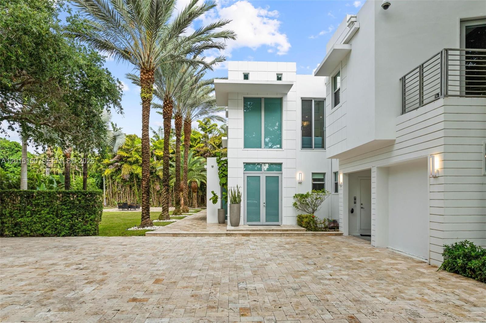 3917 S Le Jeune Rd #-, Miami FL 33146