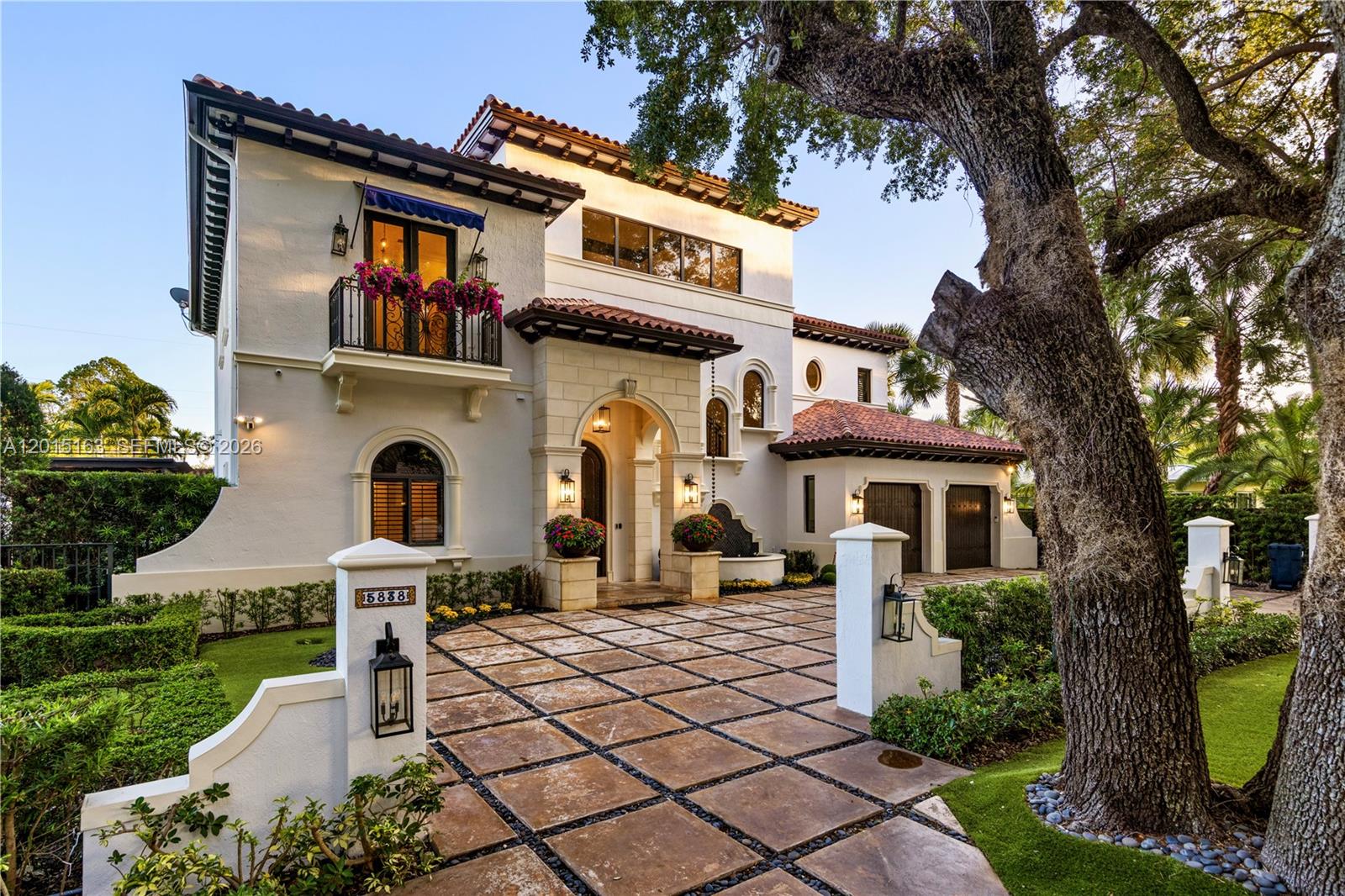 5838 SW 50th St, Miami FL 33155