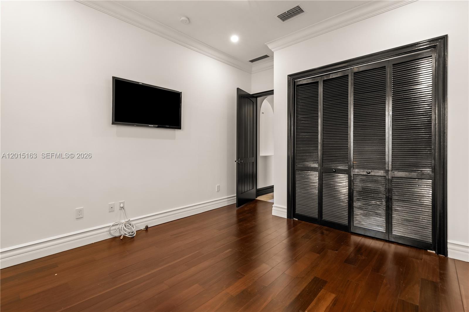 5838 SW 50th St, Miami FL 33155