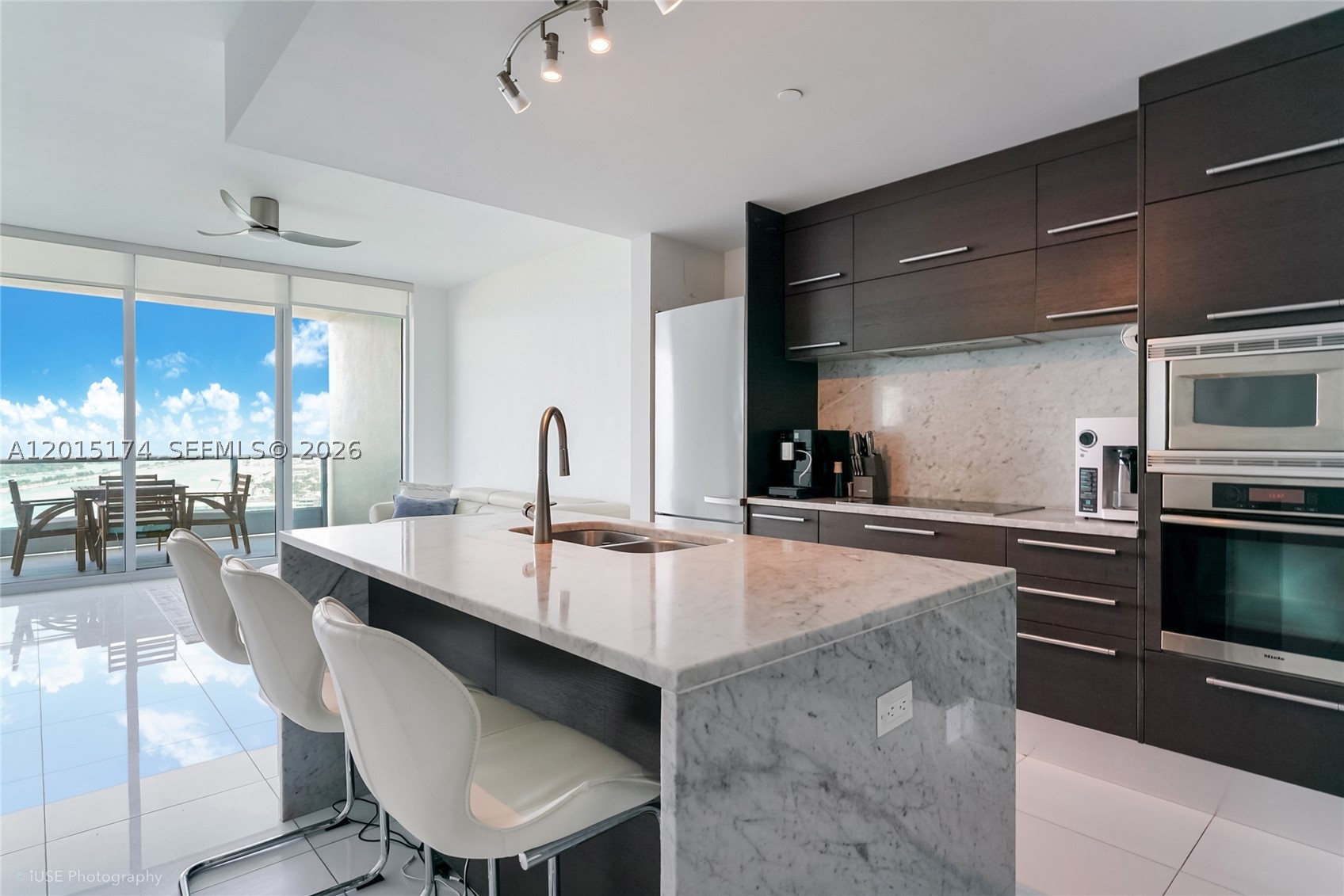 900 Biscayne Blvd #3407, Miami FL 33132