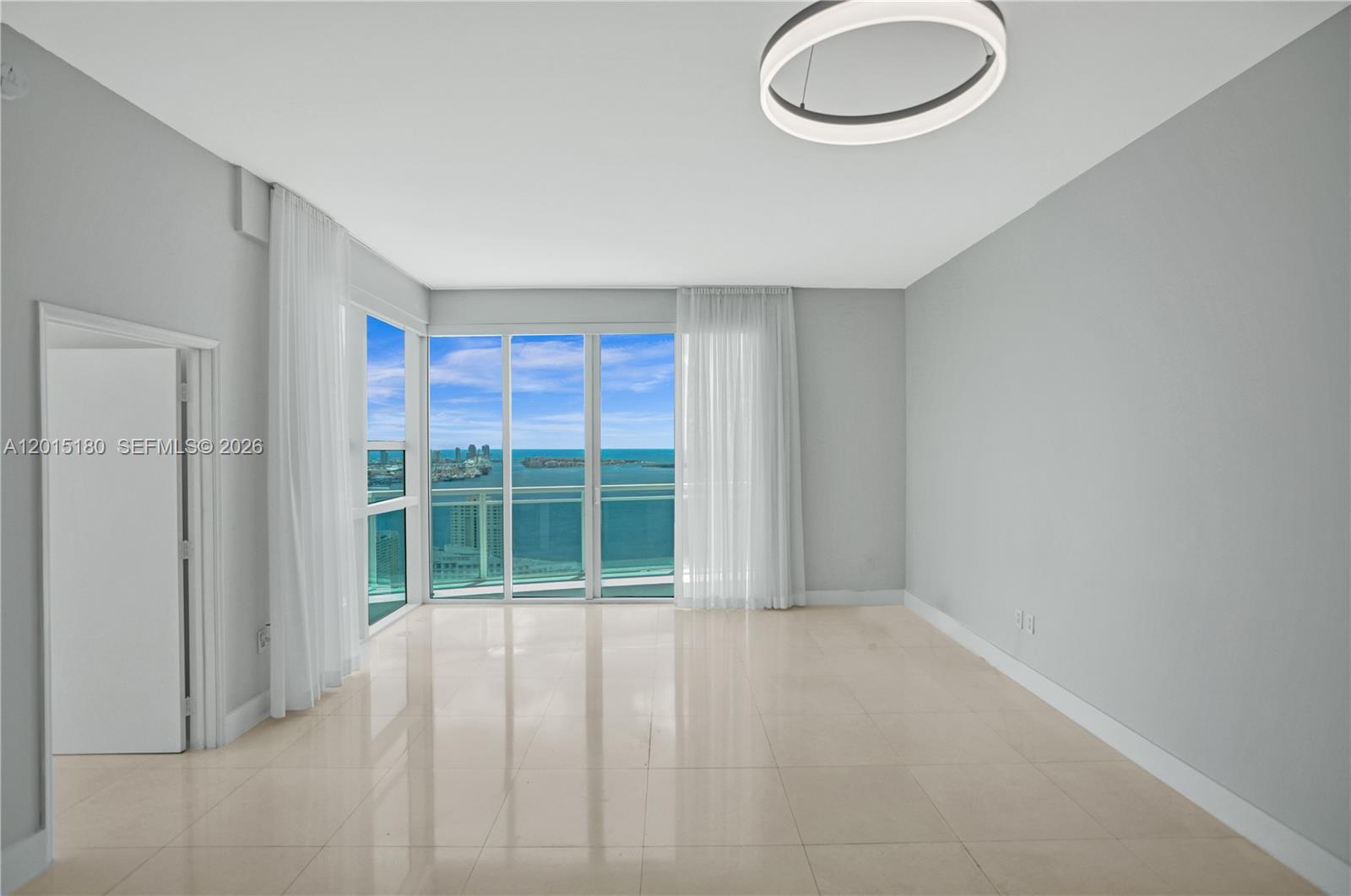 950 Brickell Bay Dr #4610, Miami FL 33131