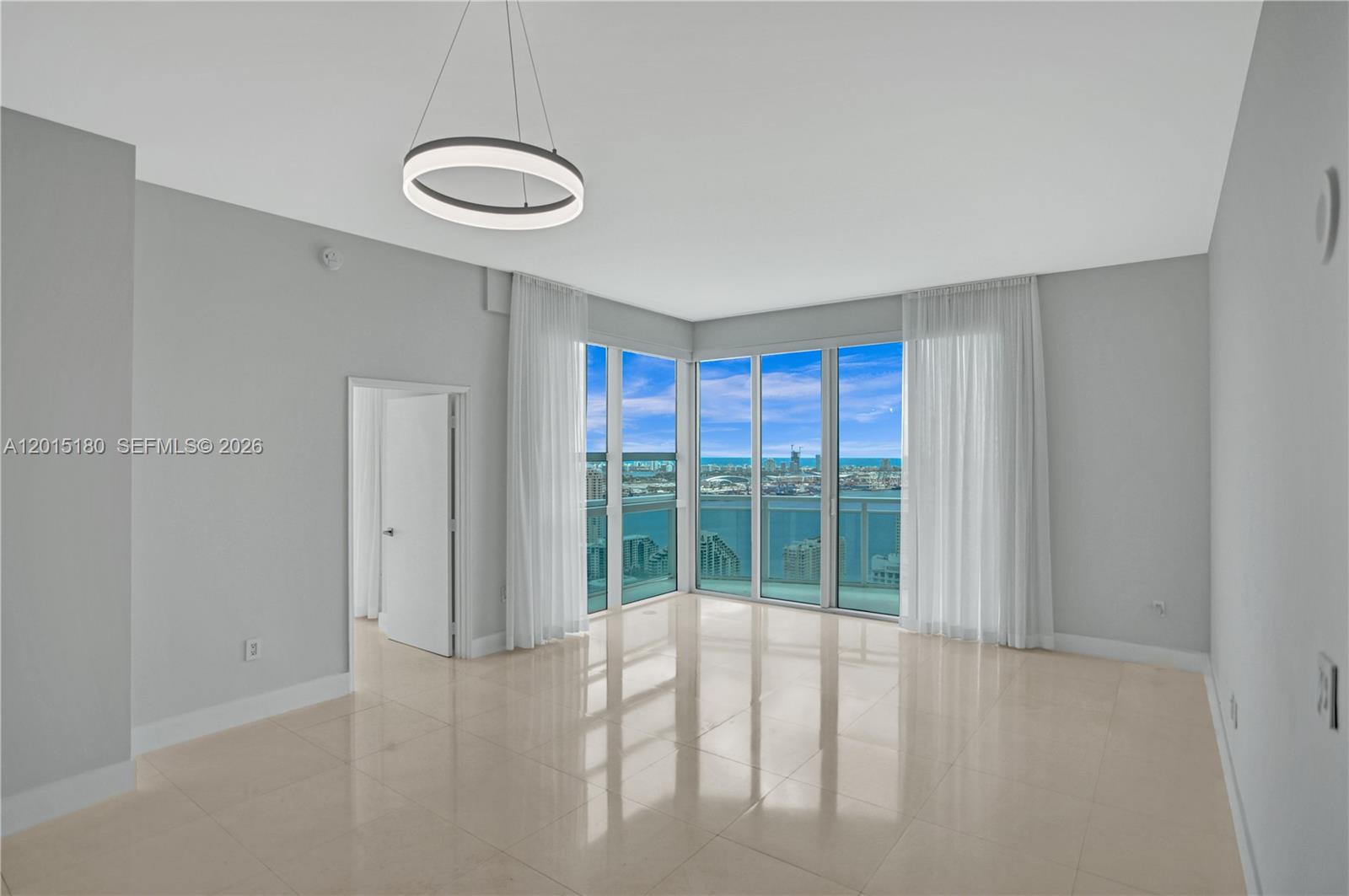 950 Brickell Bay Dr #4610, Miami FL 33131