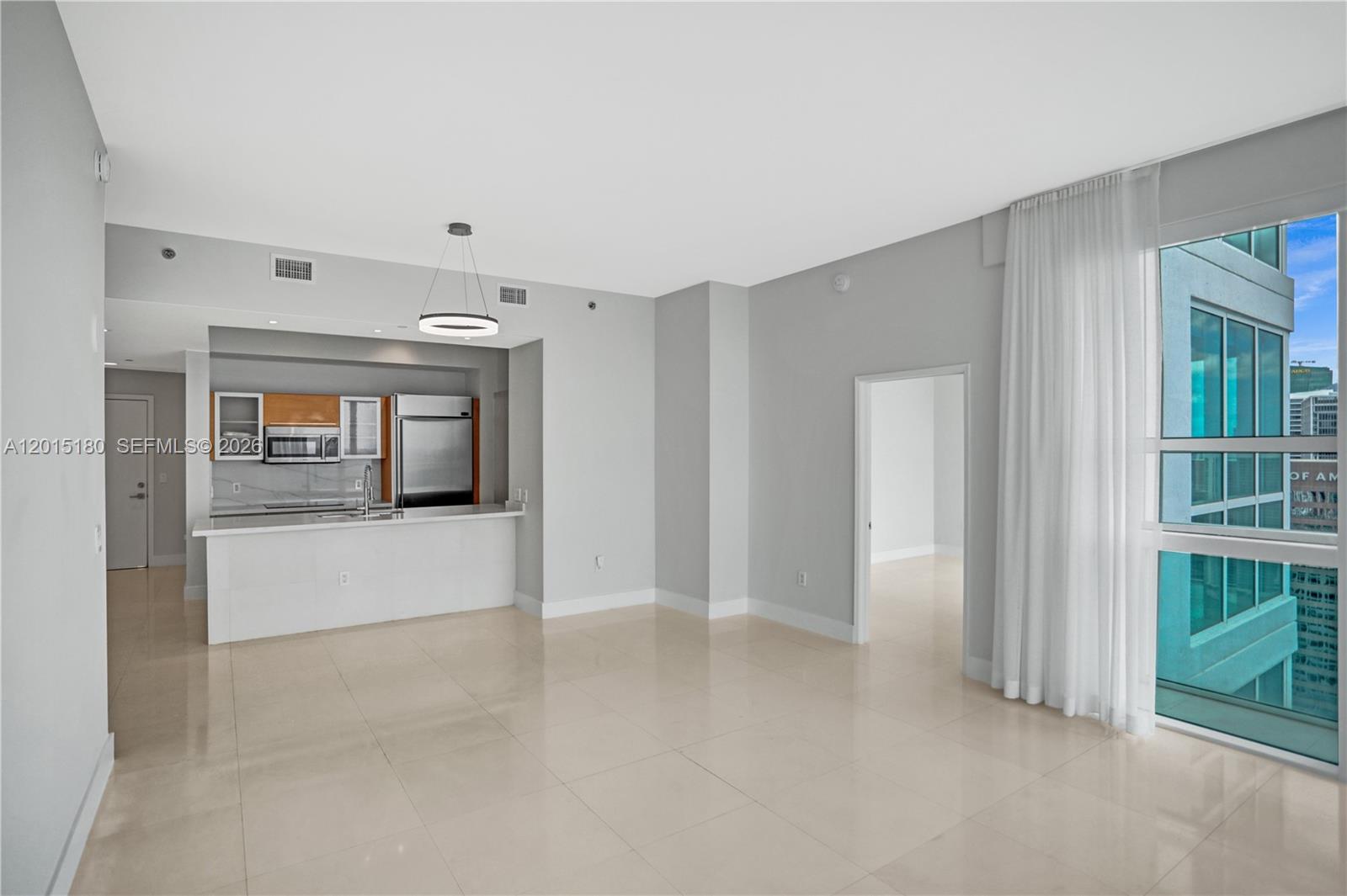 950 Brickell Bay Dr #4610, Miami FL 33131