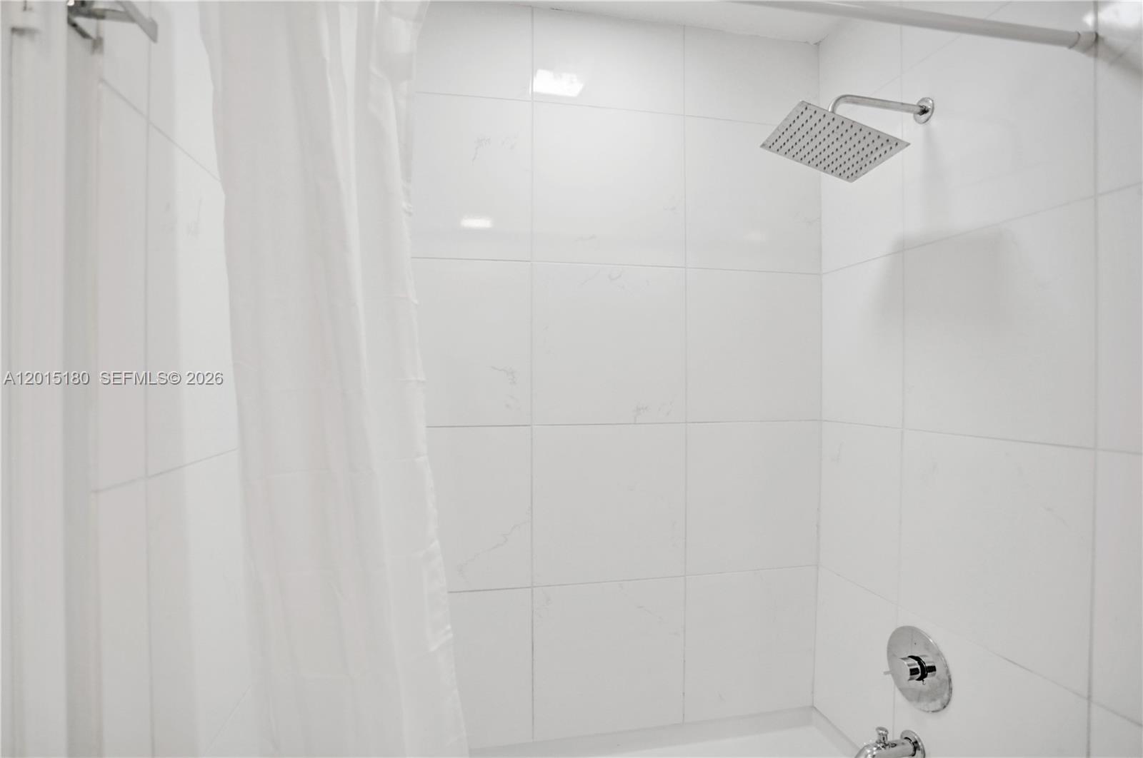950 Brickell Bay Dr #4610, Miami FL 33131