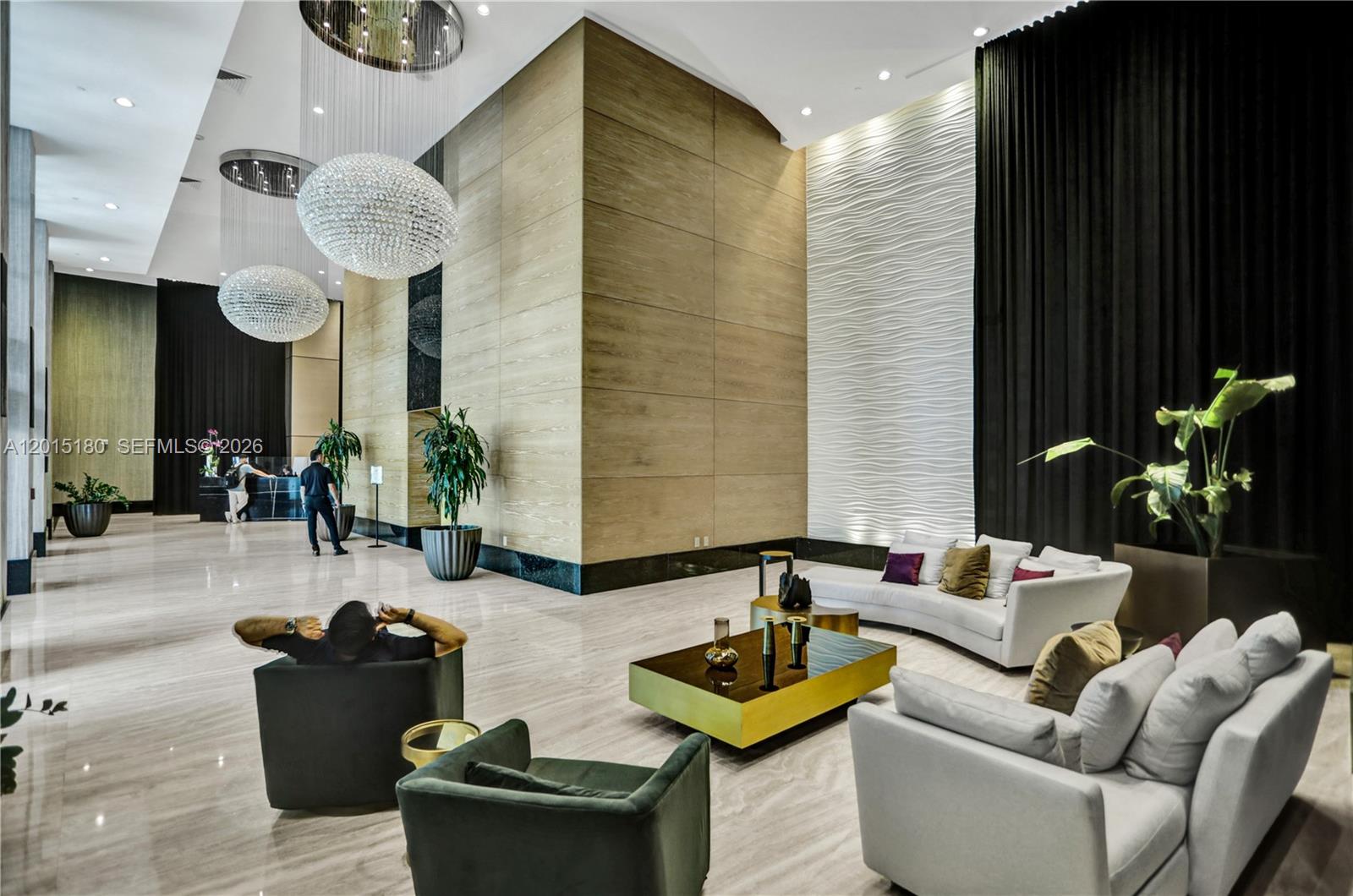 950 Brickell Bay Dr #4610, Miami FL 33131
