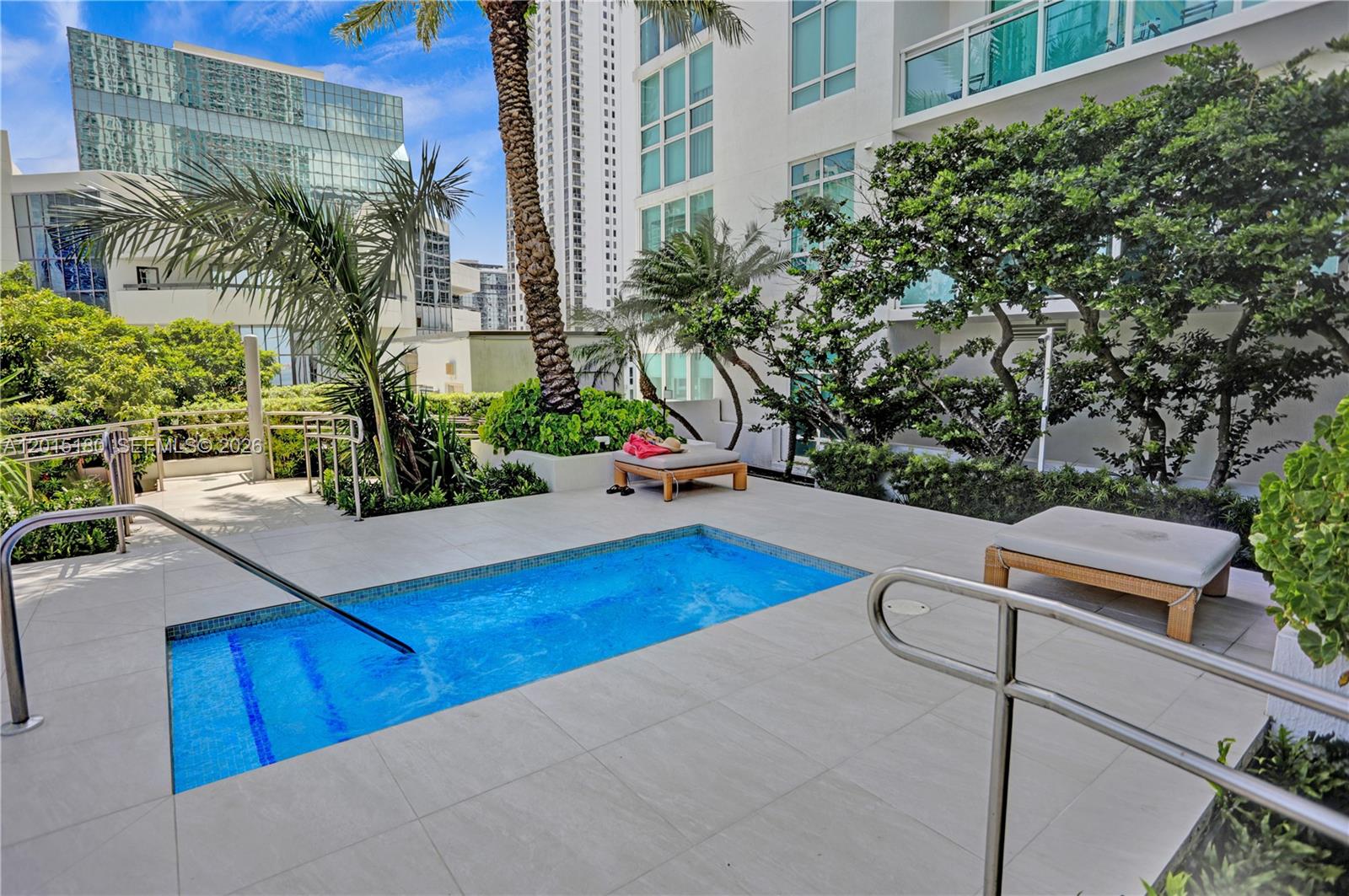 950 Brickell Bay Dr #4610, Miami FL 33131