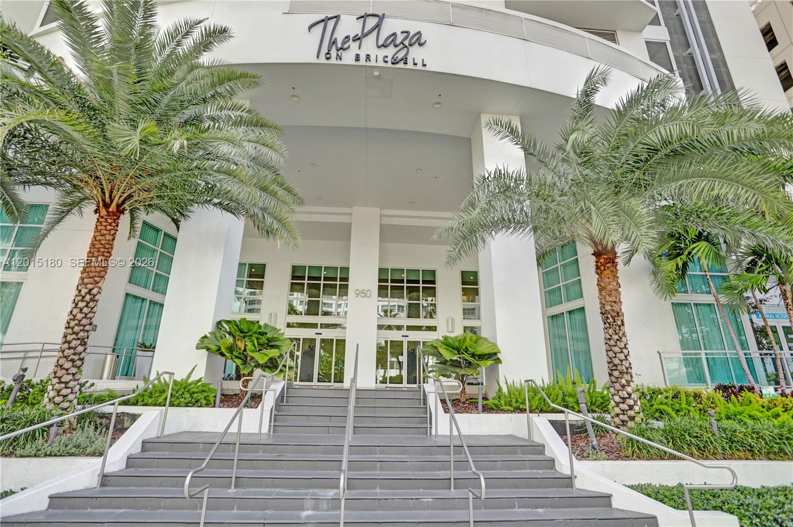 950 Brickell Bay Dr #4610, Miami FL 33131
