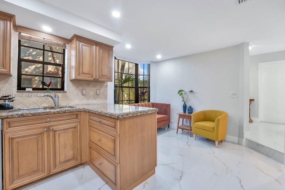 7838 La Mirada Dr, Boca Raton FL 33433