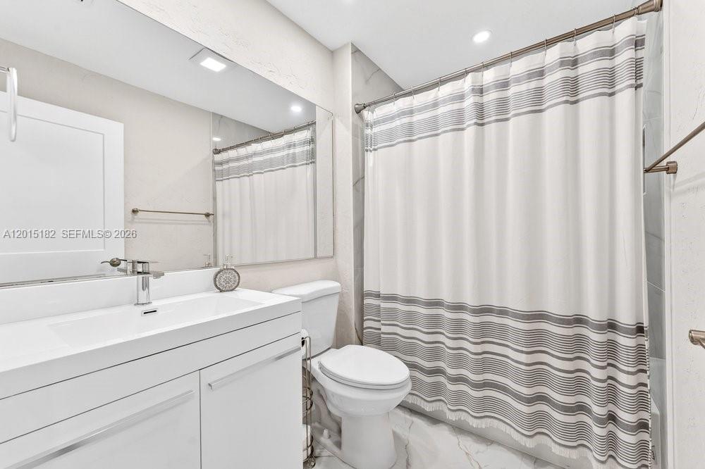 7838 La Mirada Dr, Boca Raton FL 33433
