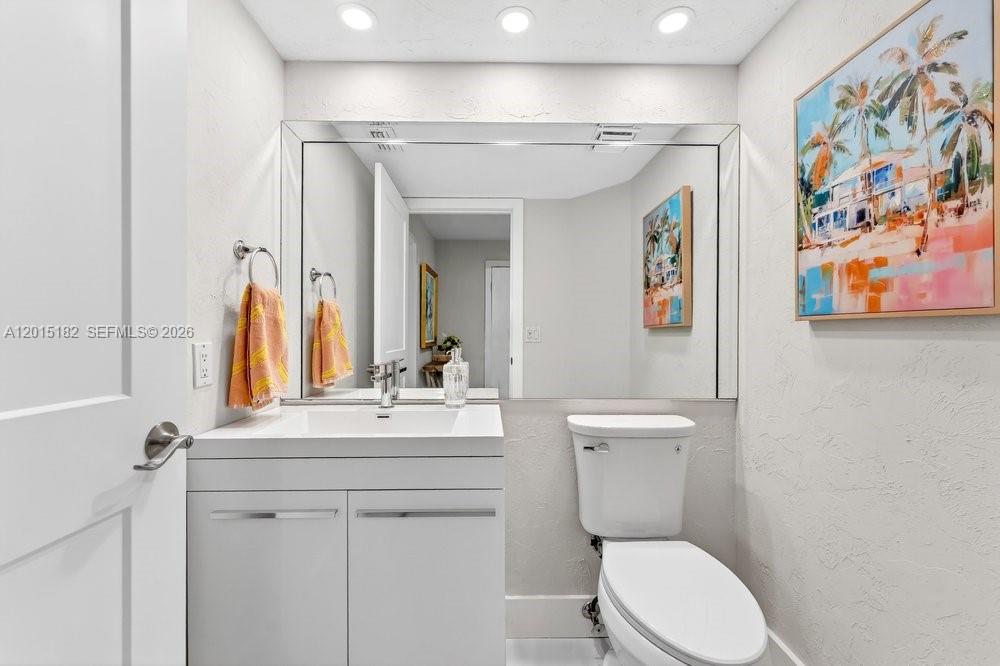7838 La Mirada Dr, Boca Raton FL 33433