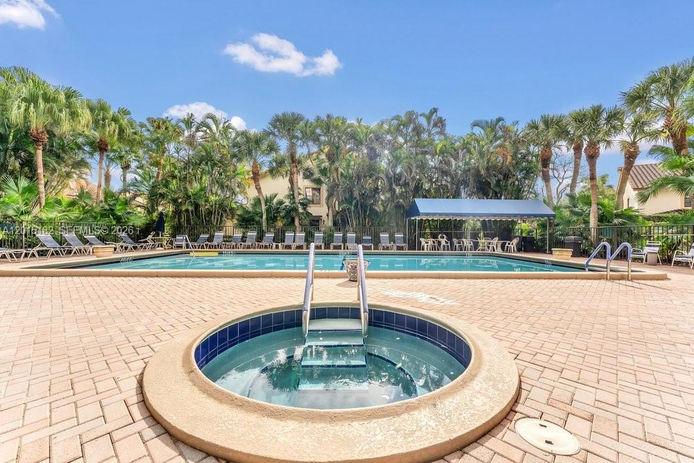 7838 La Mirada Dr, Boca Raton FL 33433