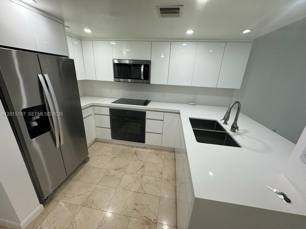2101 Brickell Ave #1003, Miami FL 33129