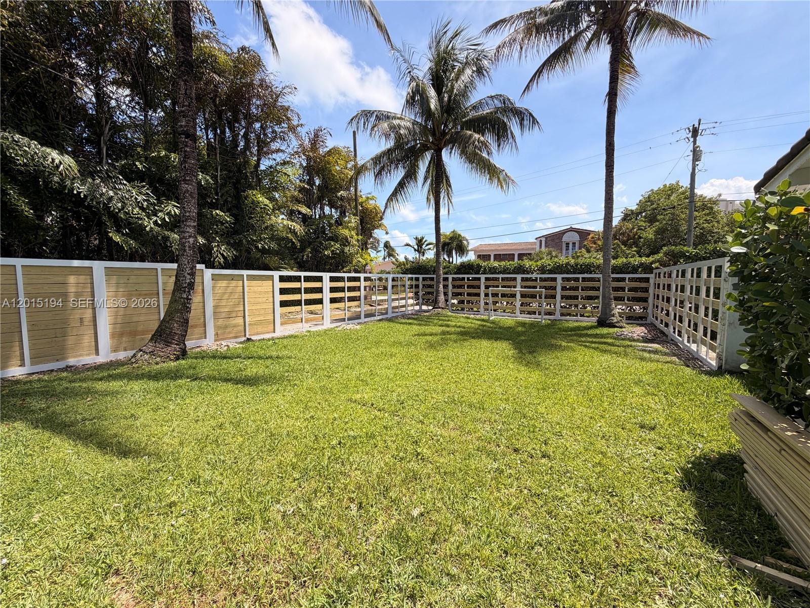 11445 N Bayshore Dr, North Miami FL 33181