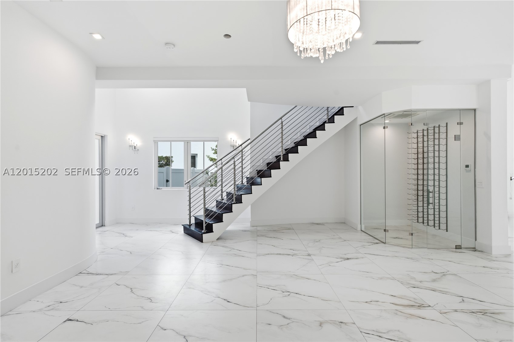 8221 NW 34th Dr, Doral FL 33122