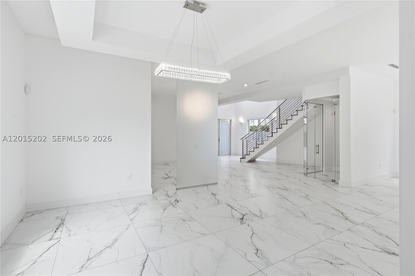 8221 NW 34th Dr, Doral FL 33122