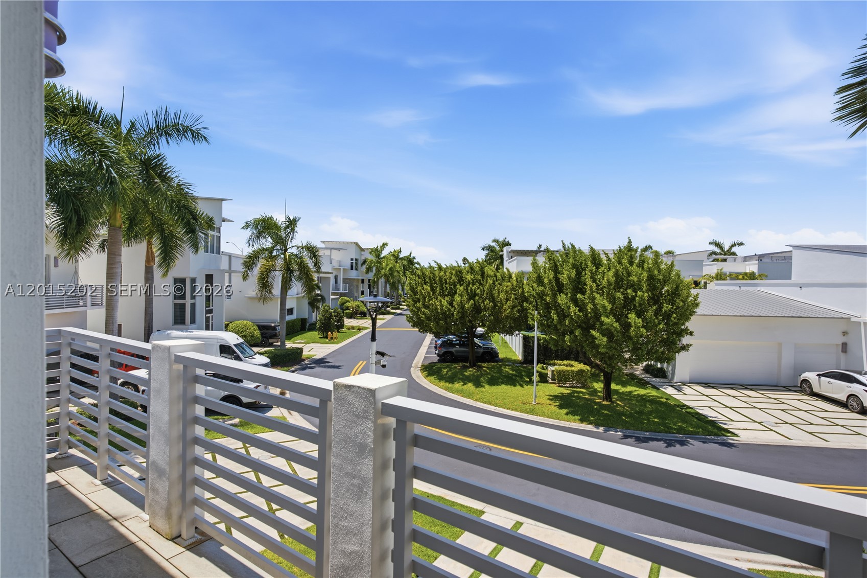 8221 NW 34th Dr, Doral FL 33122