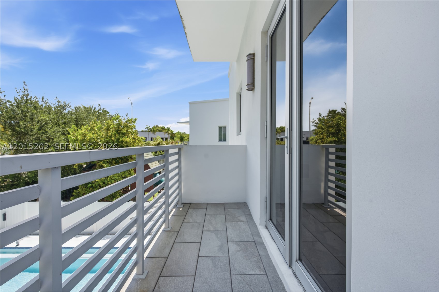 8221 NW 34th Dr, Doral FL 33122