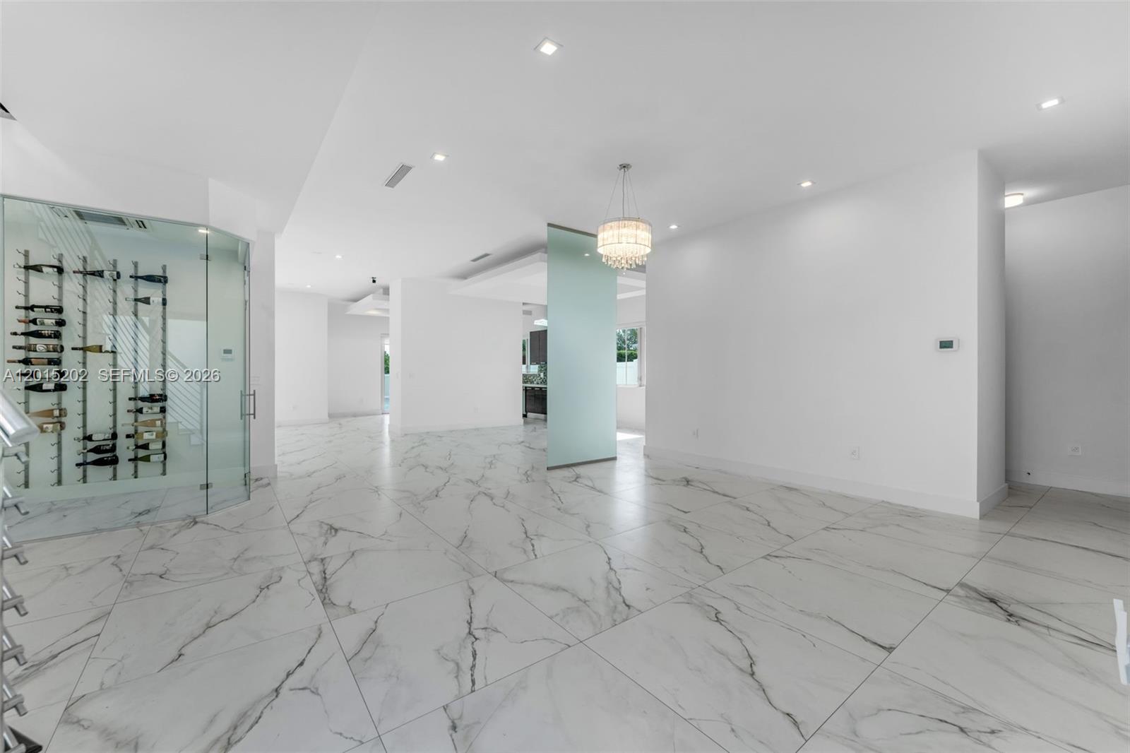 8221 NW 34th Dr, Doral FL 33122