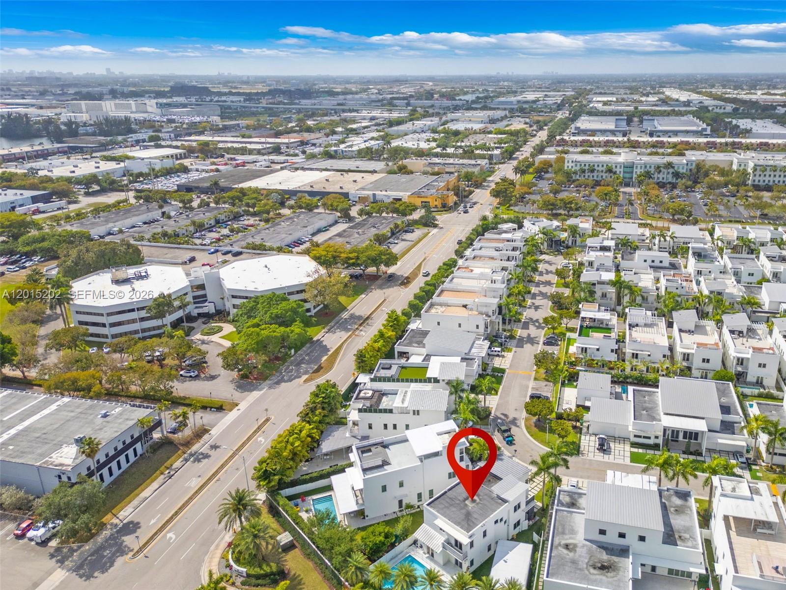 8221 NW 34th Dr, Doral FL 33122