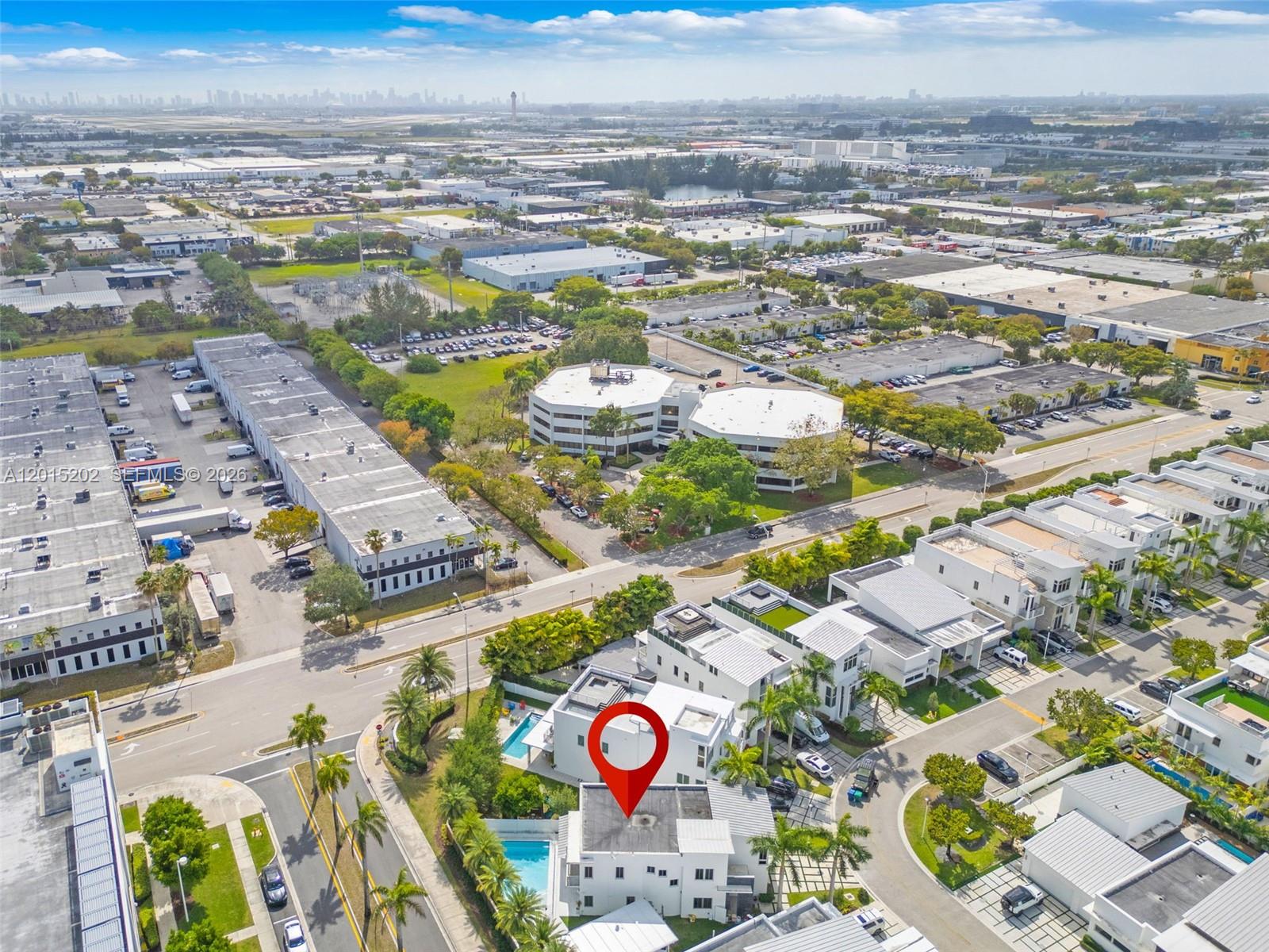 8221 NW 34th Dr, Doral FL 33122
