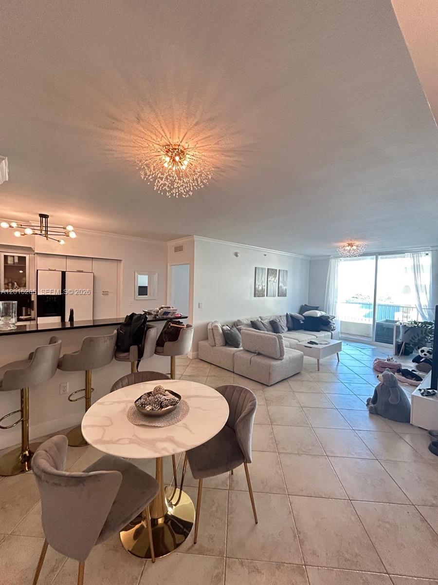 625 Casa Loma Blvd #1009, Boynton Beach FL 33435