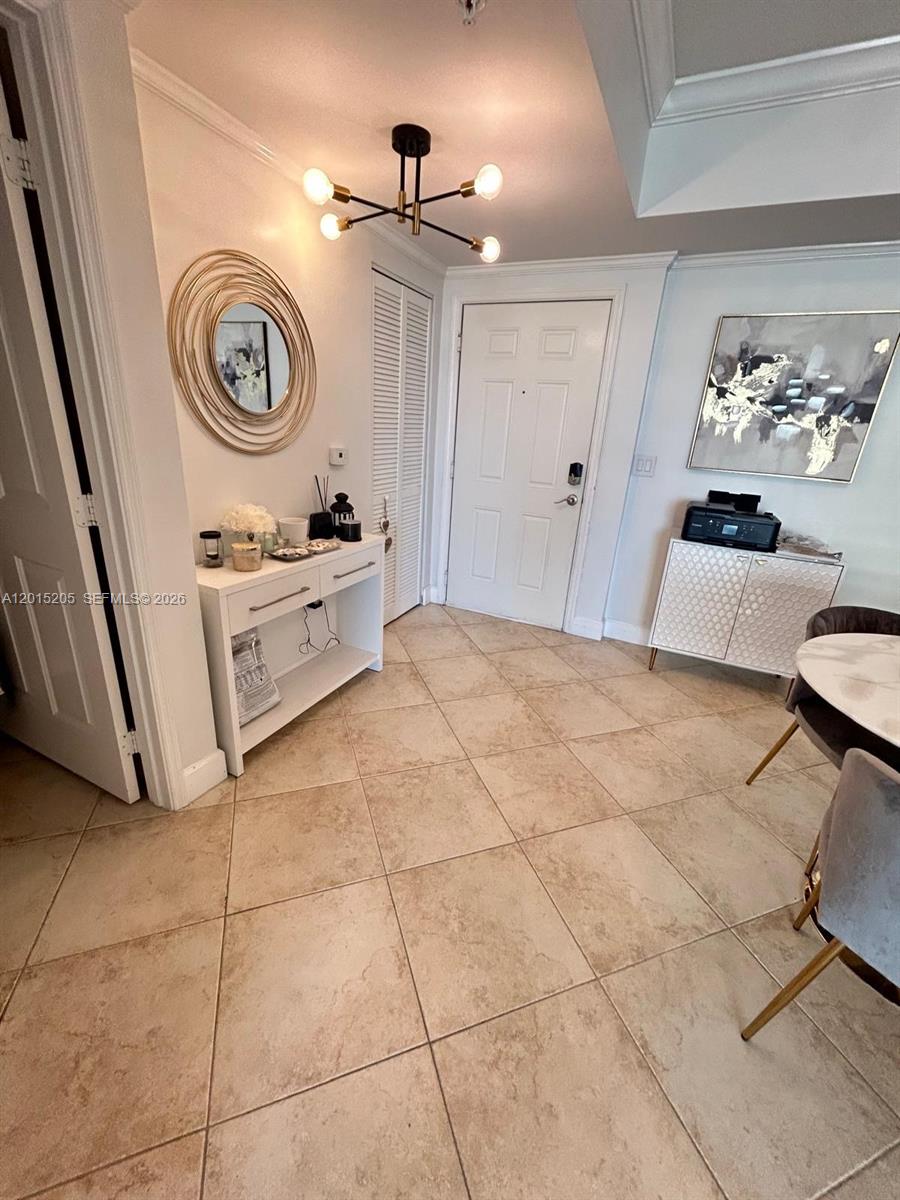 625 Casa Loma Blvd #1009, Boynton Beach FL 33435